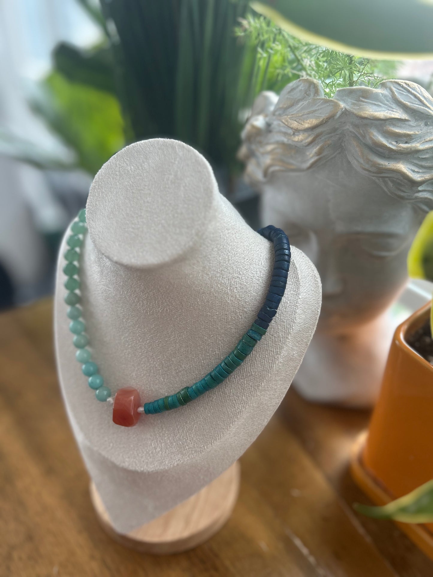 Ombré agate stone necklace