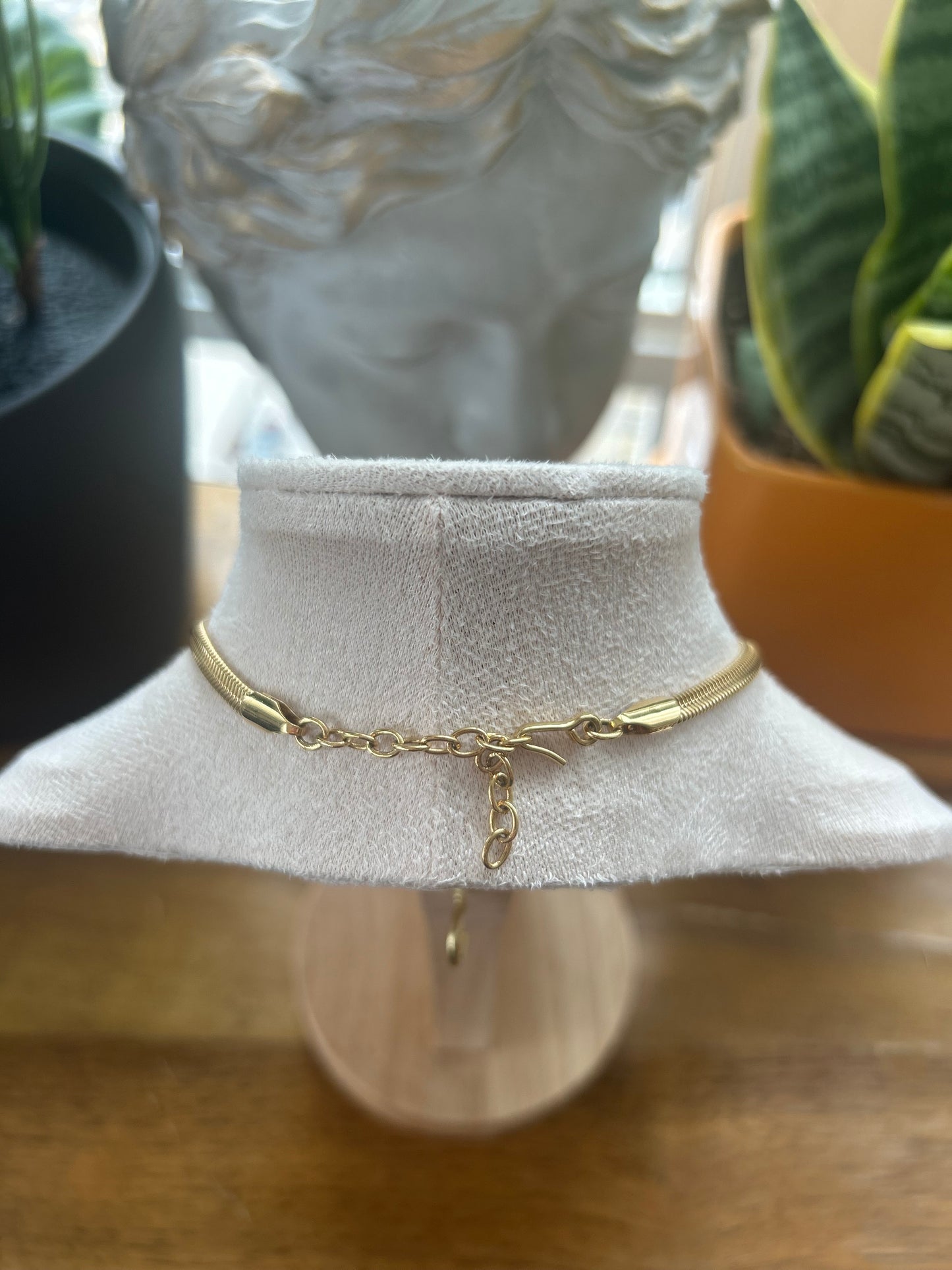 Vintage Monet Gold Tone Omega Necklace