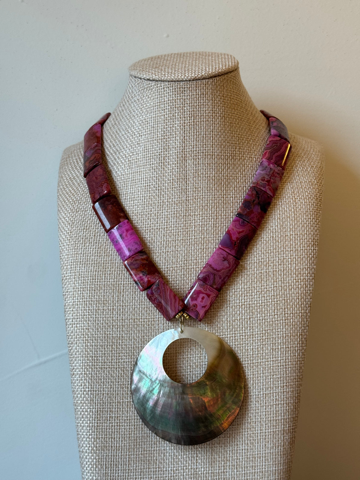 Handmade | Ruby Crazy Lace Agate Stone Necklace with Abalone Shell Pendant