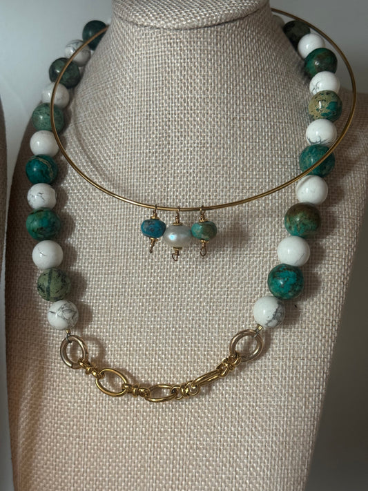 White and Green Stone Chain Necklace