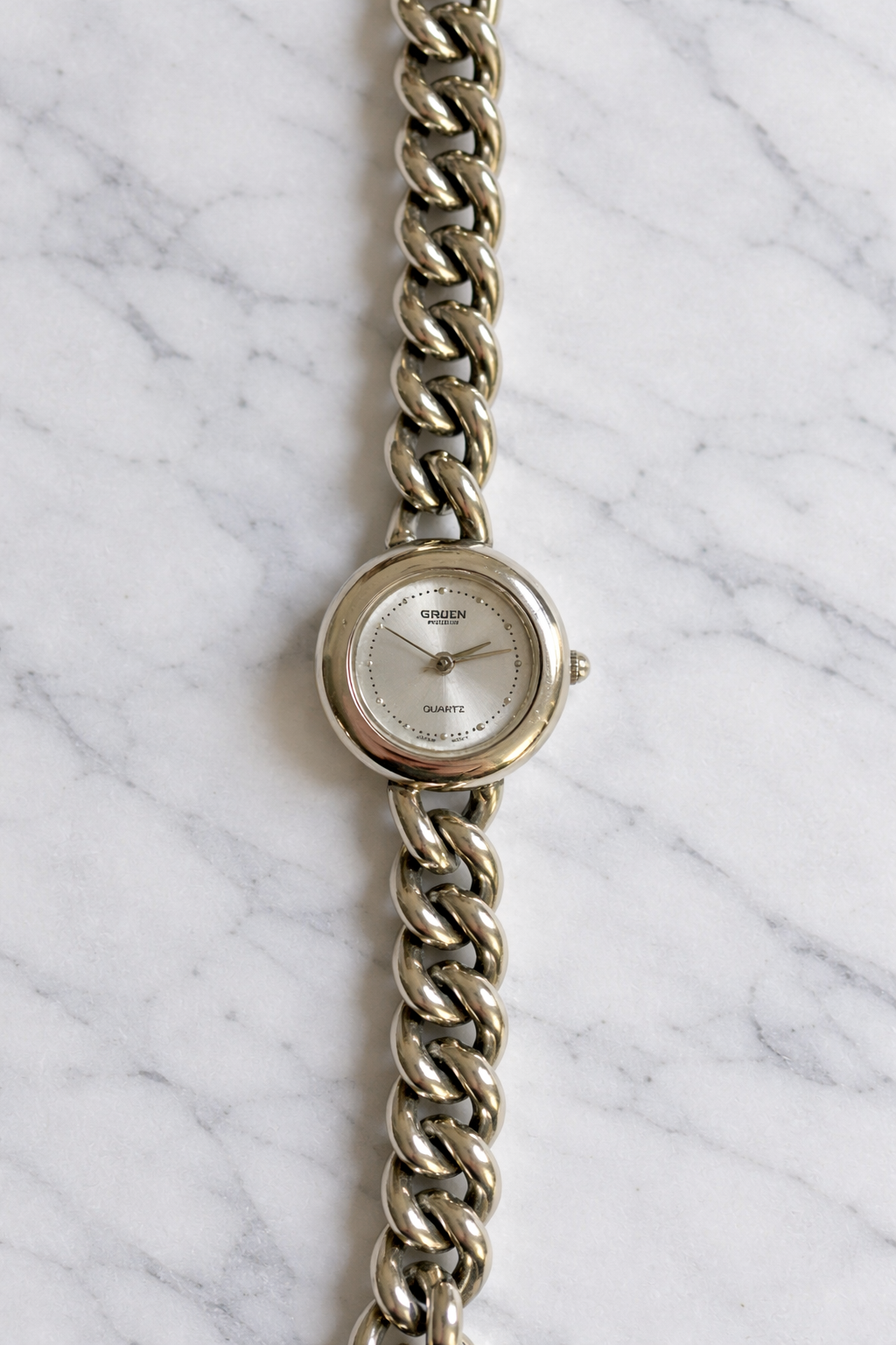 Vintage | Gruen Silver Tone Women's Quartz Watch